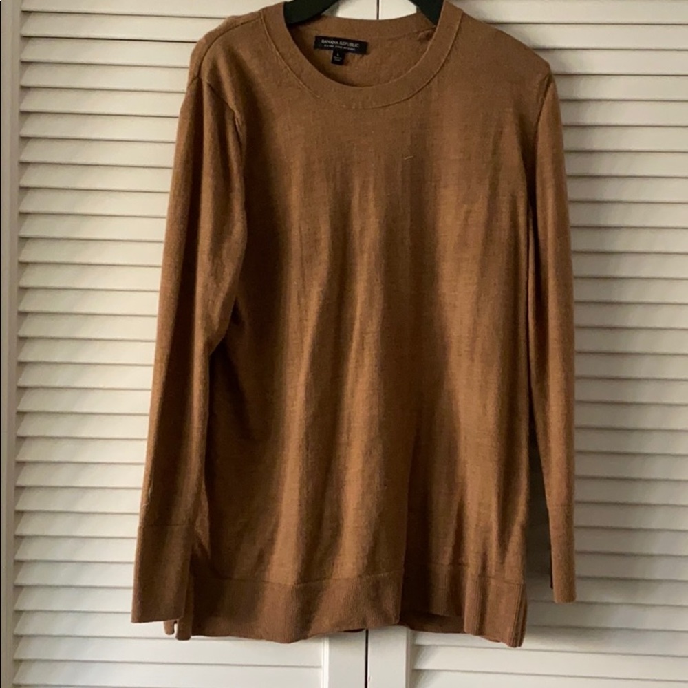 Crew neck sweater